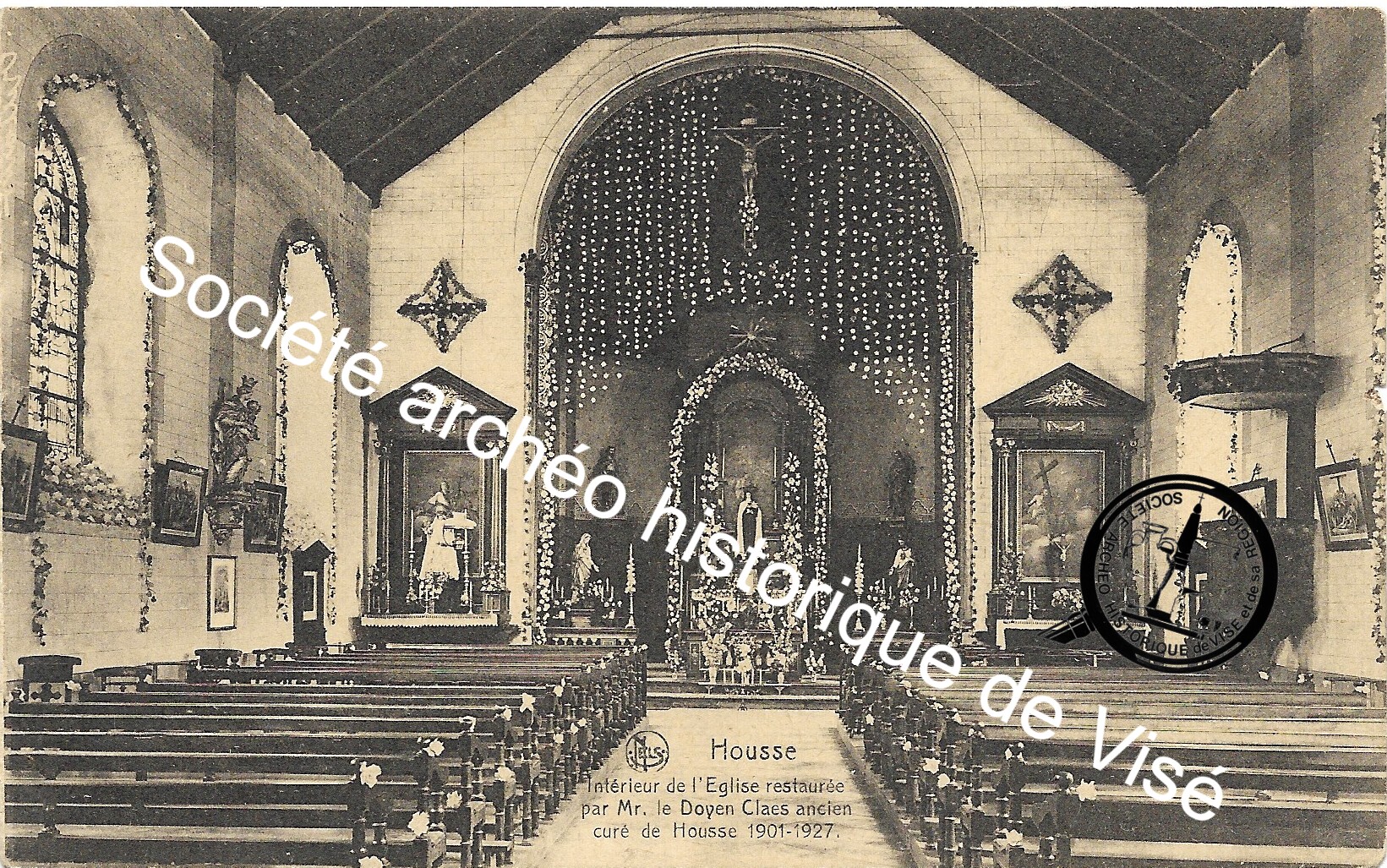 Carte postale - Housse "Intérieur de l'Eglise restaurée par Mr le Doyen Claes ancien curé de Housse"