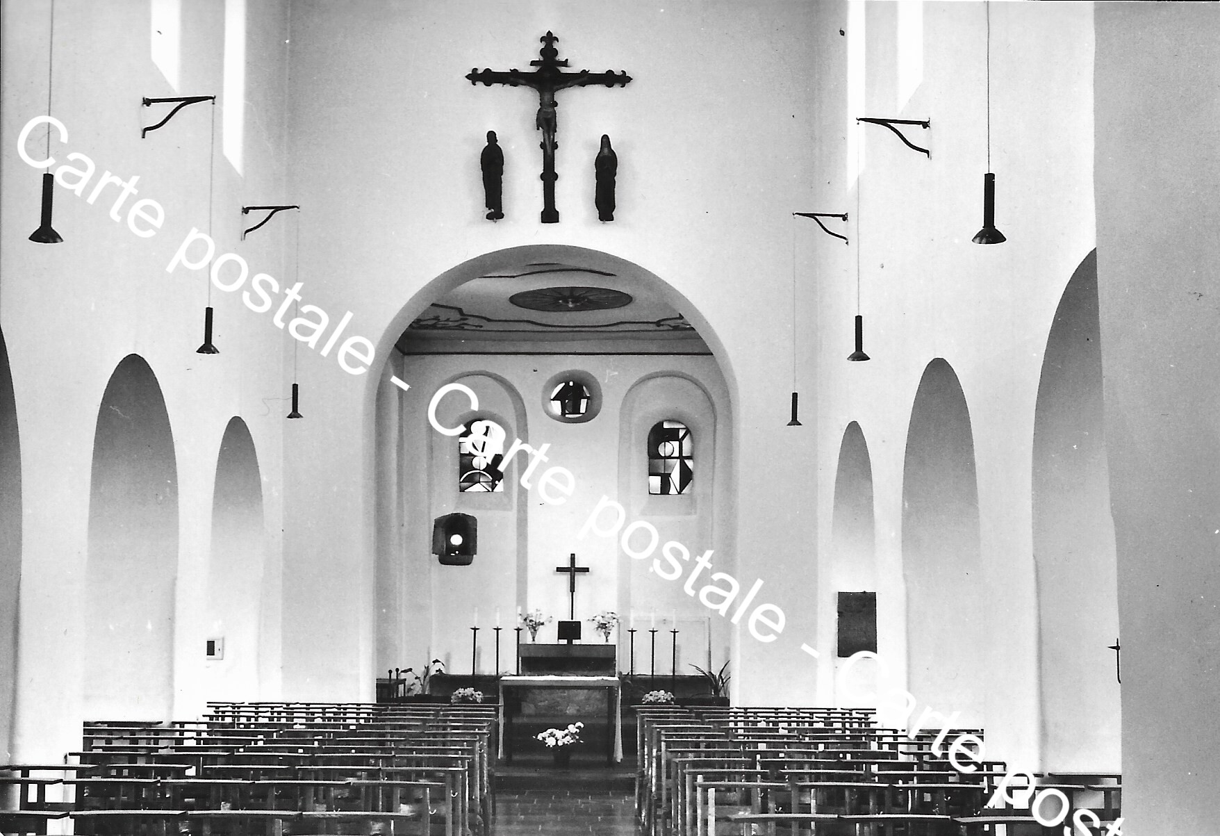 Carte postale : Waha "Eglise romane Saint-Etienne - intérieur"
